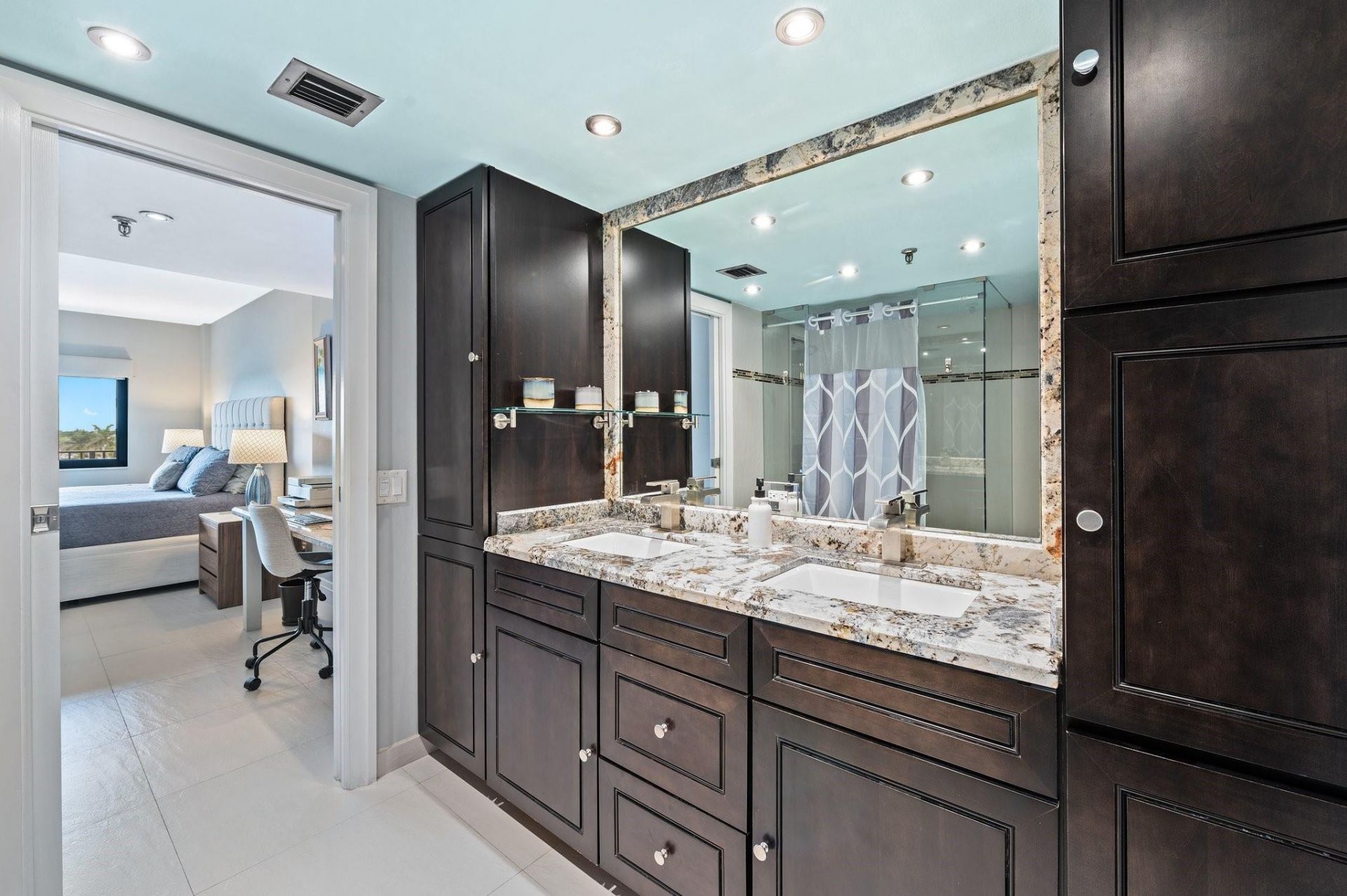 2300 NE 33rd Avenue, Unit 502, Fort Lauderdale, FL 33305 Photo