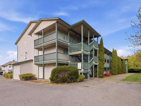 1912 Bowen Rd , Unit 208, Nanaimo, BC V9S 5S6