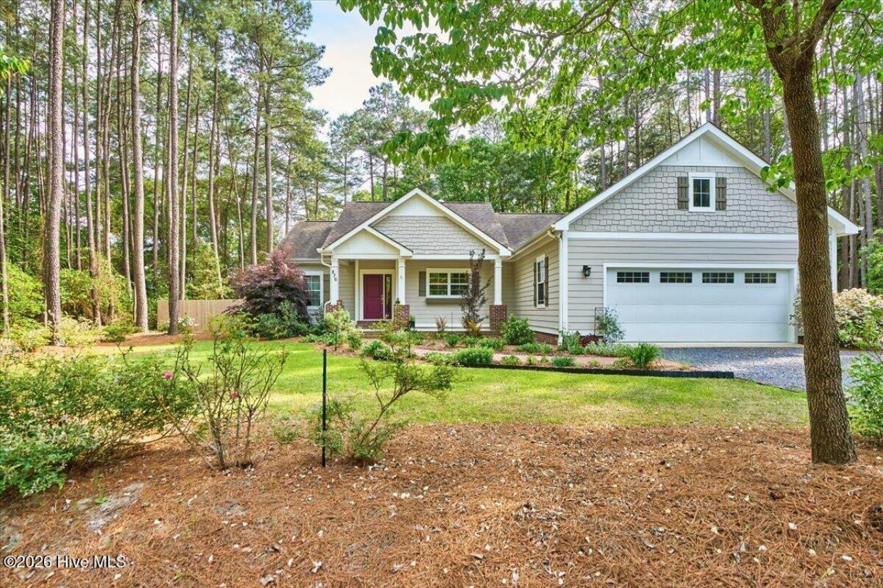 876 Thrush Drive, Vass, NC 28394 Main Photo