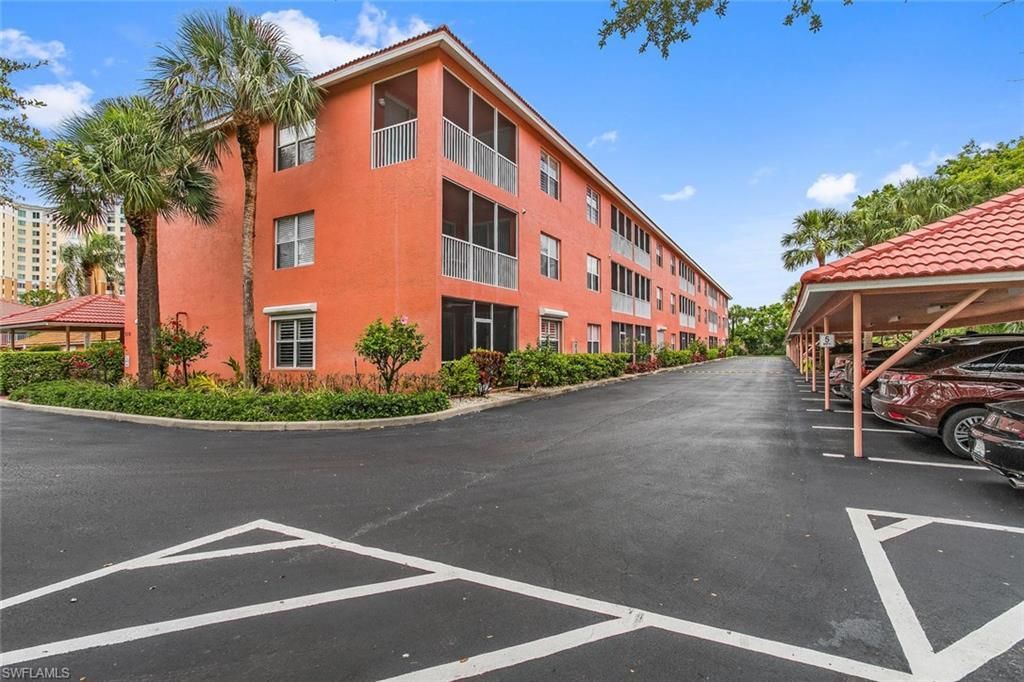 519 Roma Ct , Unit 306, Naples, FL 34110 Photo