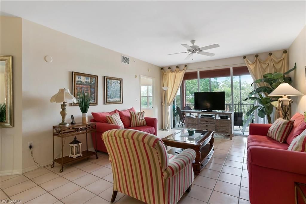 519 Roma Ct , Unit 306, Naples, FL 34110 Photo