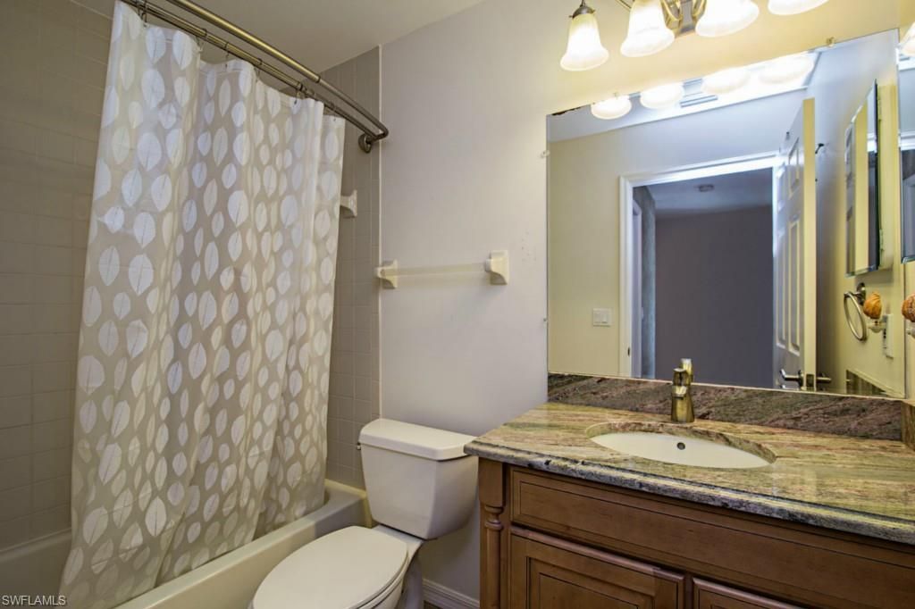 180 Furse Lakes Cir, Unit E8, Naples, FL 34104 Photo