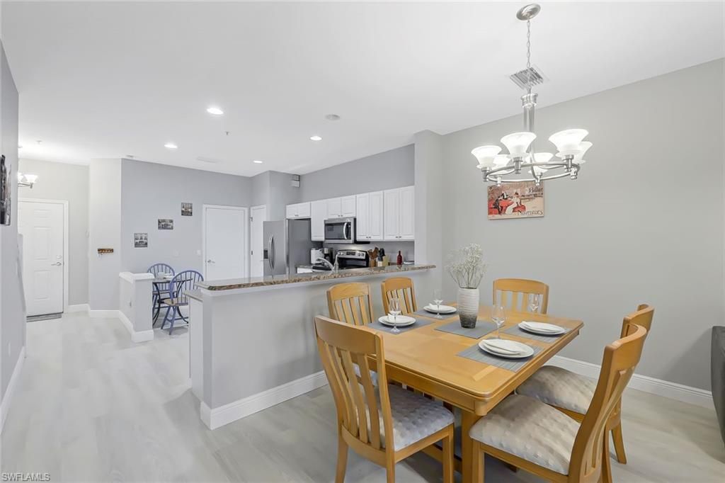 836 Hampton Cir , Unit 171, Naples, FL 34105 Photo