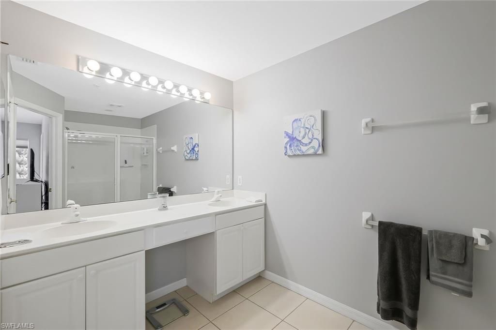 836 Hampton Cir , Unit 171, Naples, FL 34105 Photo