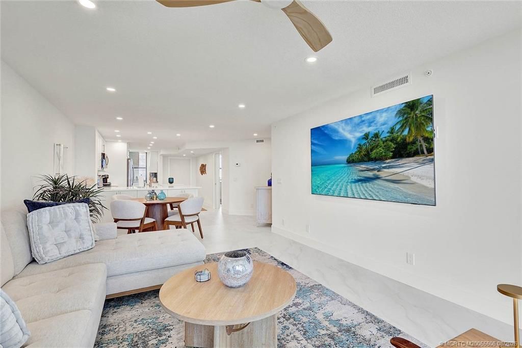 9650 S Ocean Drive, Unit 709, Jensen Beach, FL 34957 Photo