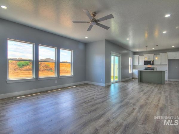 2920 NE 16th Ave, Payette, ID 83661