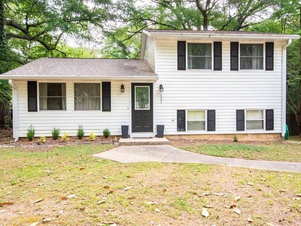 121 Sweetgum Road, Peachtree City, GA 30269