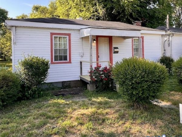 716 Bollingbrook Street, Petersburg, VA 23805