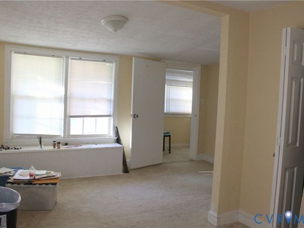 902 Hampton Road, Petersburg, VA 23805