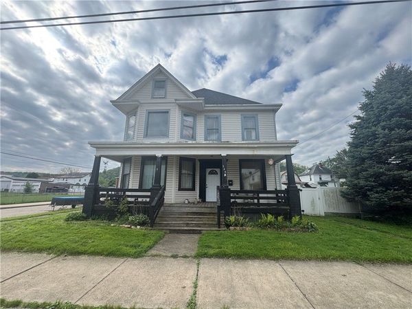 544 E 2nd Ave, Tarentum, PA 15084