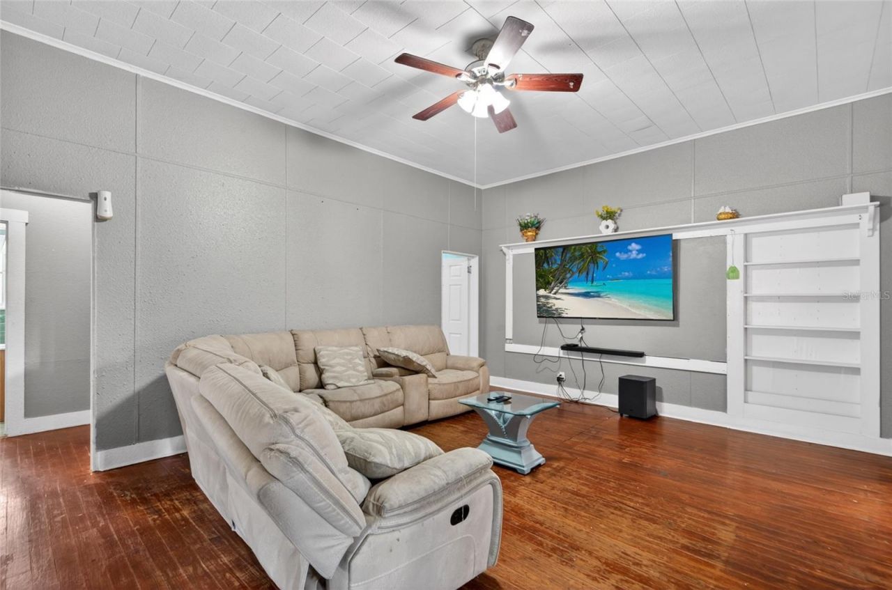200 N Orange Avenue, Fort Meade, FL 33841 Photo