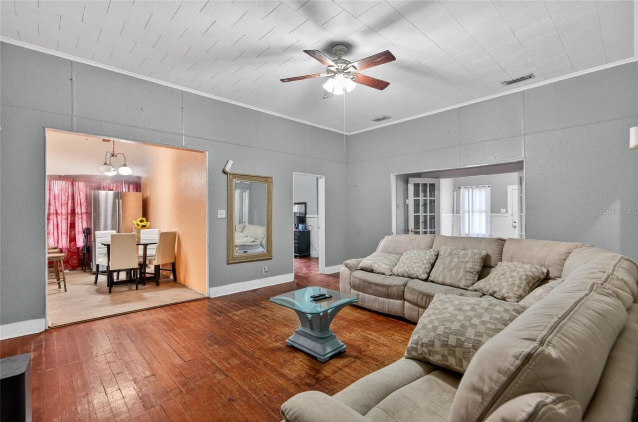 200 N Orange Avenue, Fort Meade, FL 33841 Photo
