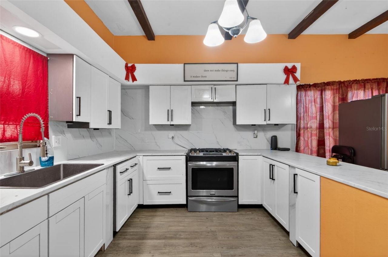 200 N Orange Avenue, Fort Meade, FL 33841 Photo