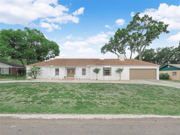 4615 KINGS POINT COURT , LAKELAND, FL 33813