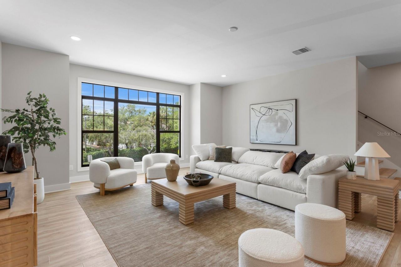 5210 Bayshore Boulevard, Unit 2, Tampa, FL 33611 Photo