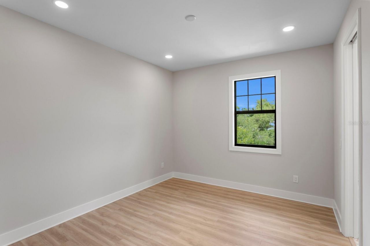 5210 Bayshore Boulevard, Unit 2, Tampa, FL 33611 Photo