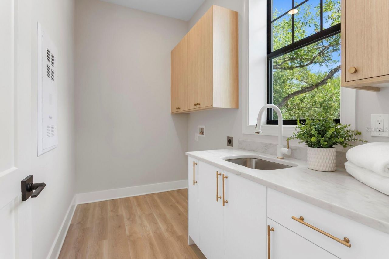 5210 Bayshore Boulevard, Unit 2, Tampa, FL 33611 Photo