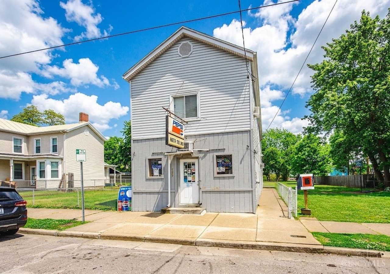 927 Vine Street, Hamilton, OH 45011 Main Photo