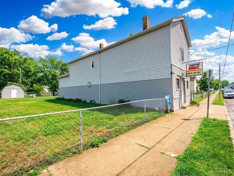 927 Vine Street, Hamilton, OH 45011 Photo 3