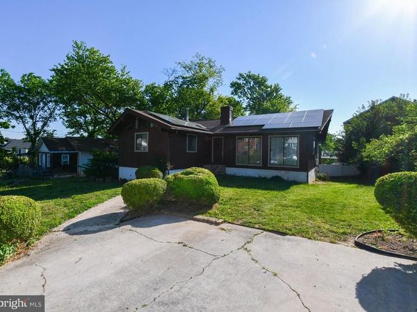 1019 CEDAR HEIGHTS DRIVE, CAPITOL HEIGHTS, MD 20743