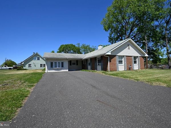 1 PINETREE LANE , WILLINGBORO, NJ 08046
