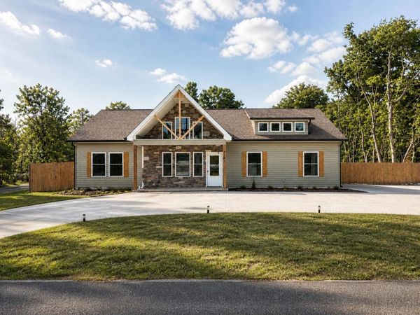 874 Steele Road, Rossville, GA 30741