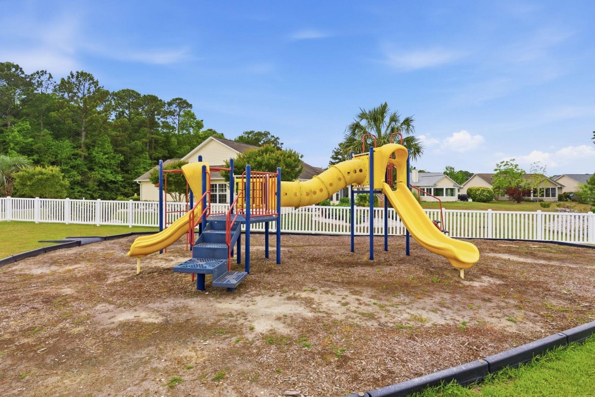 274 Vermillion Dr.  Photo 8
