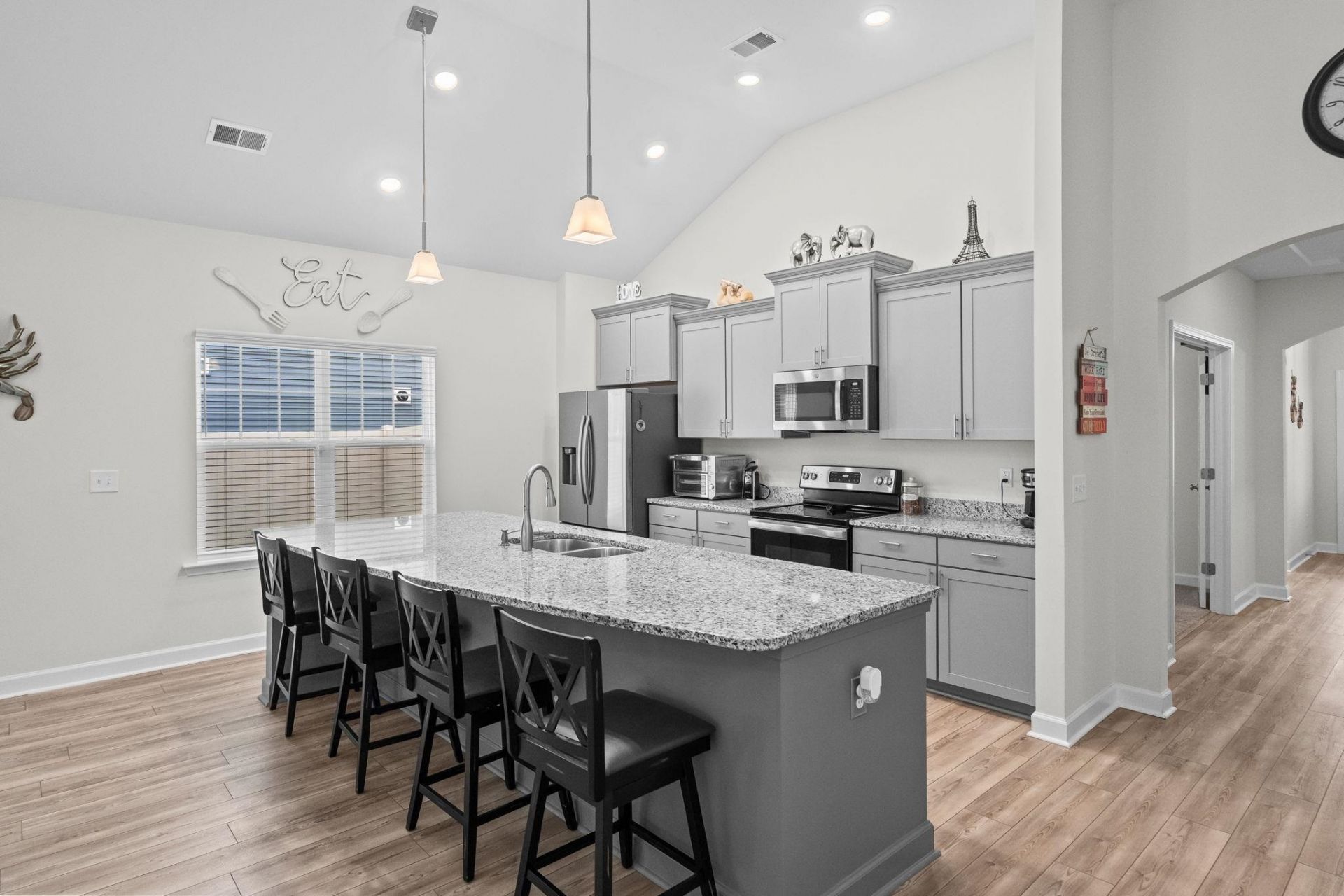 3051 Viceroy Loop Photo 12