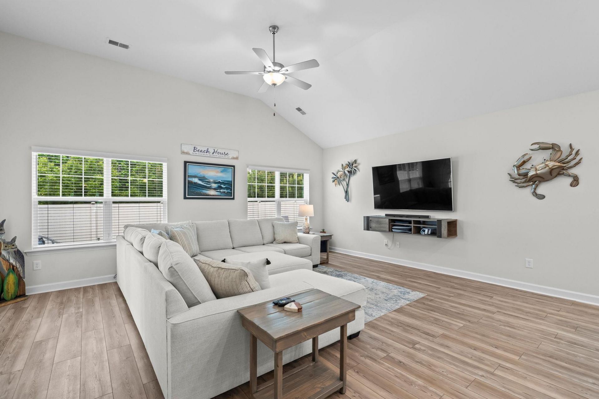 3051 Viceroy Loop Photo 8