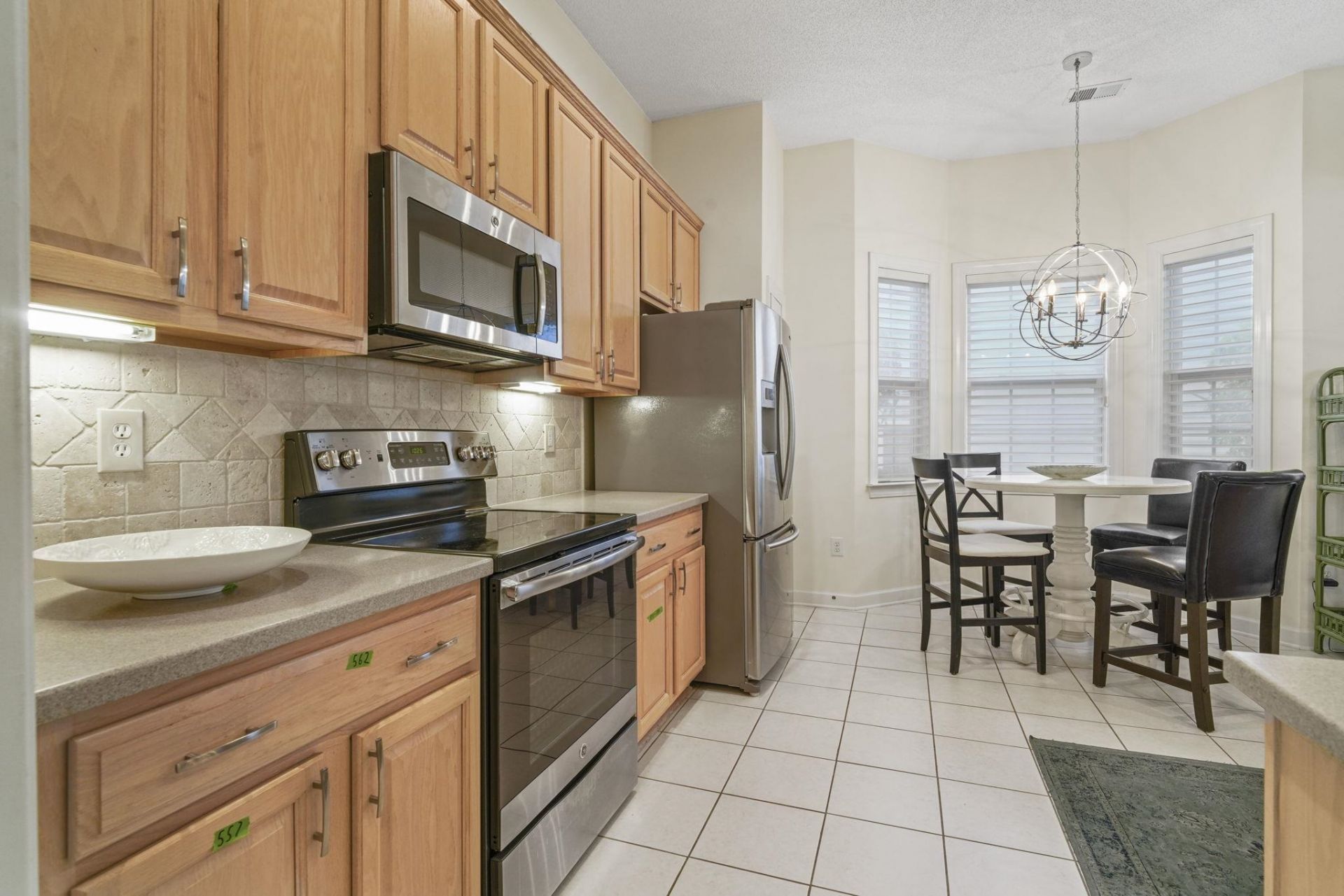 6443 Longwood Dr. Photo 13