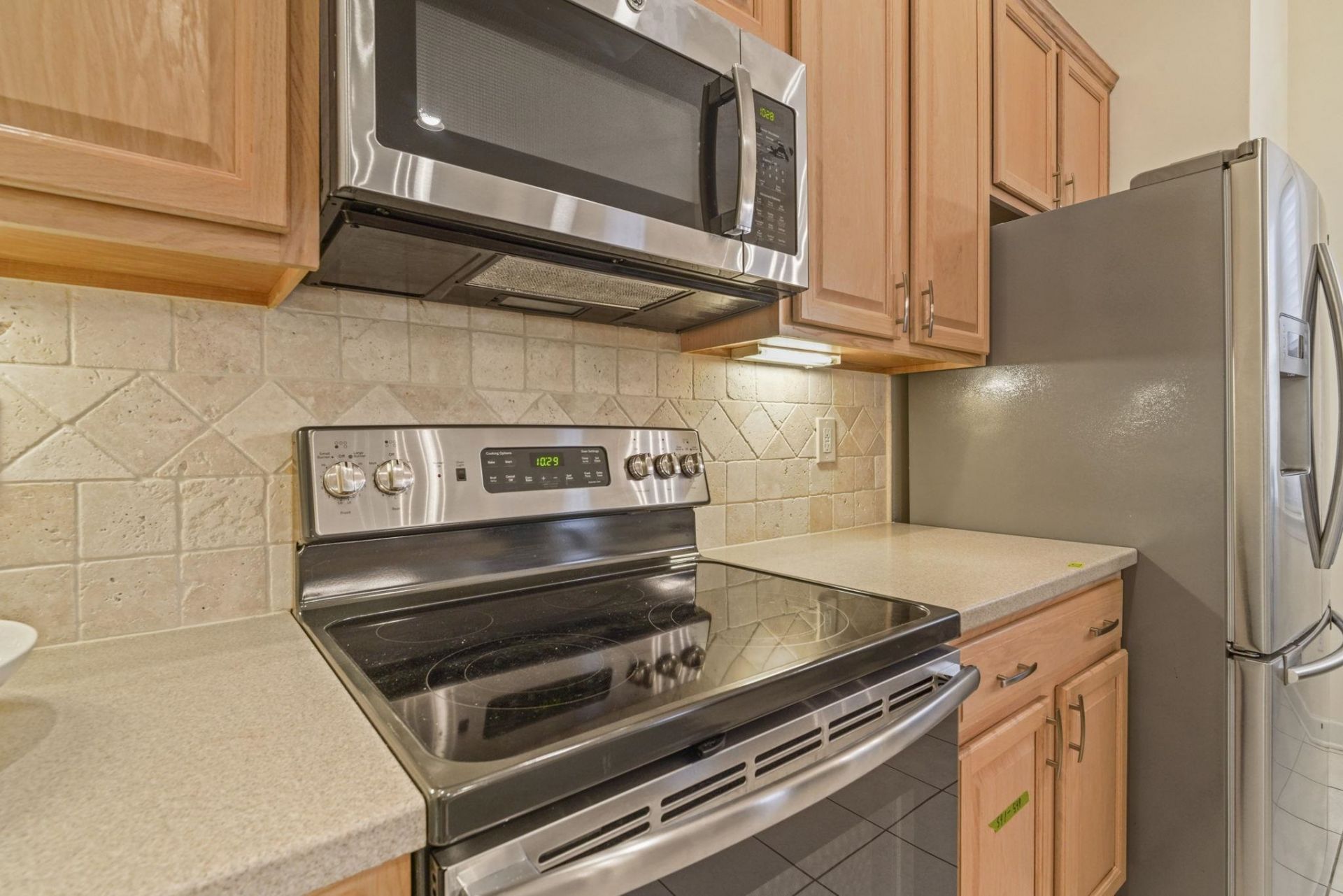6443 Longwood Dr. Photo 14