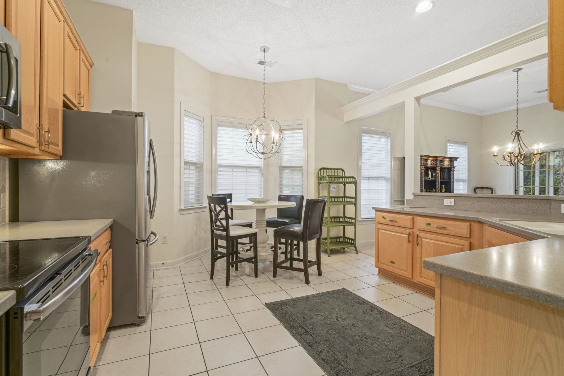 6443 Longwood Dr. Photo 15