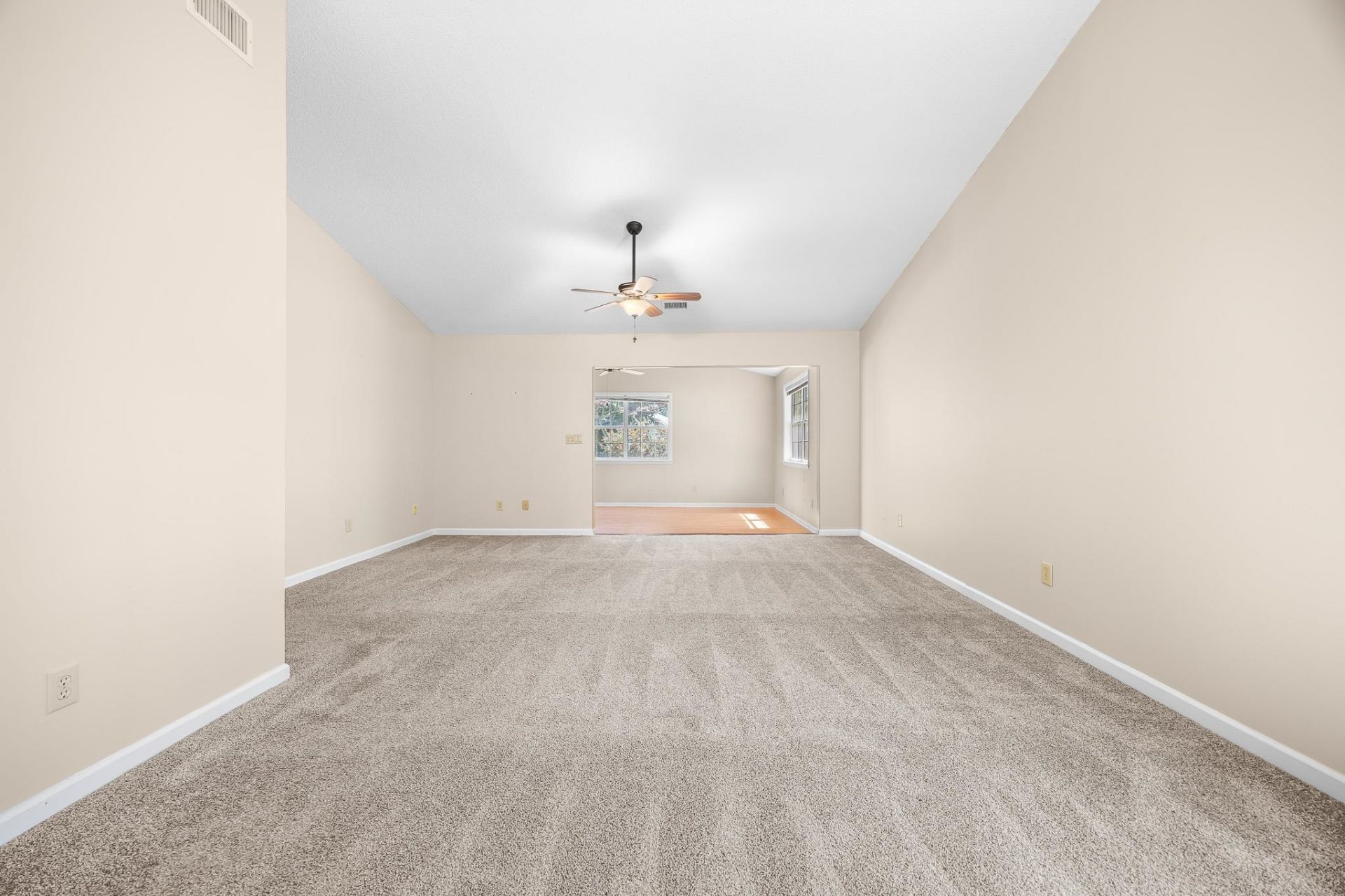 6610 East Sweetbriar Trail Photo 11