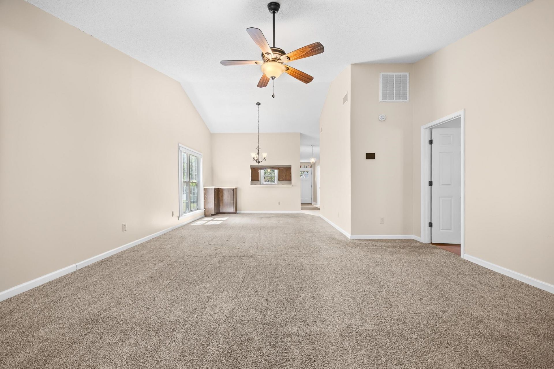 6610 East Sweetbriar Trail Photo 13