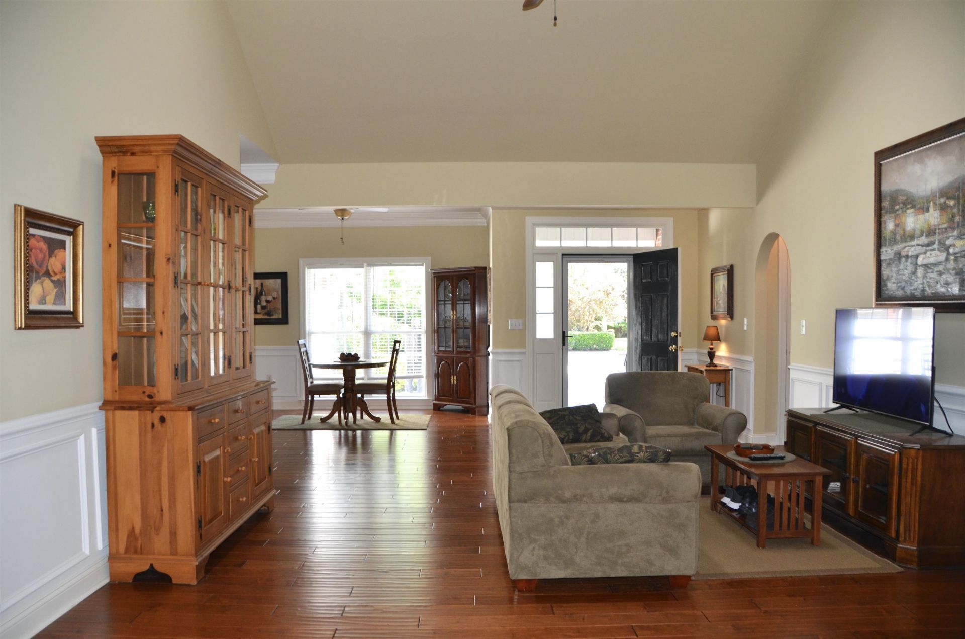 85 Greenbriar Ave. Photo 12