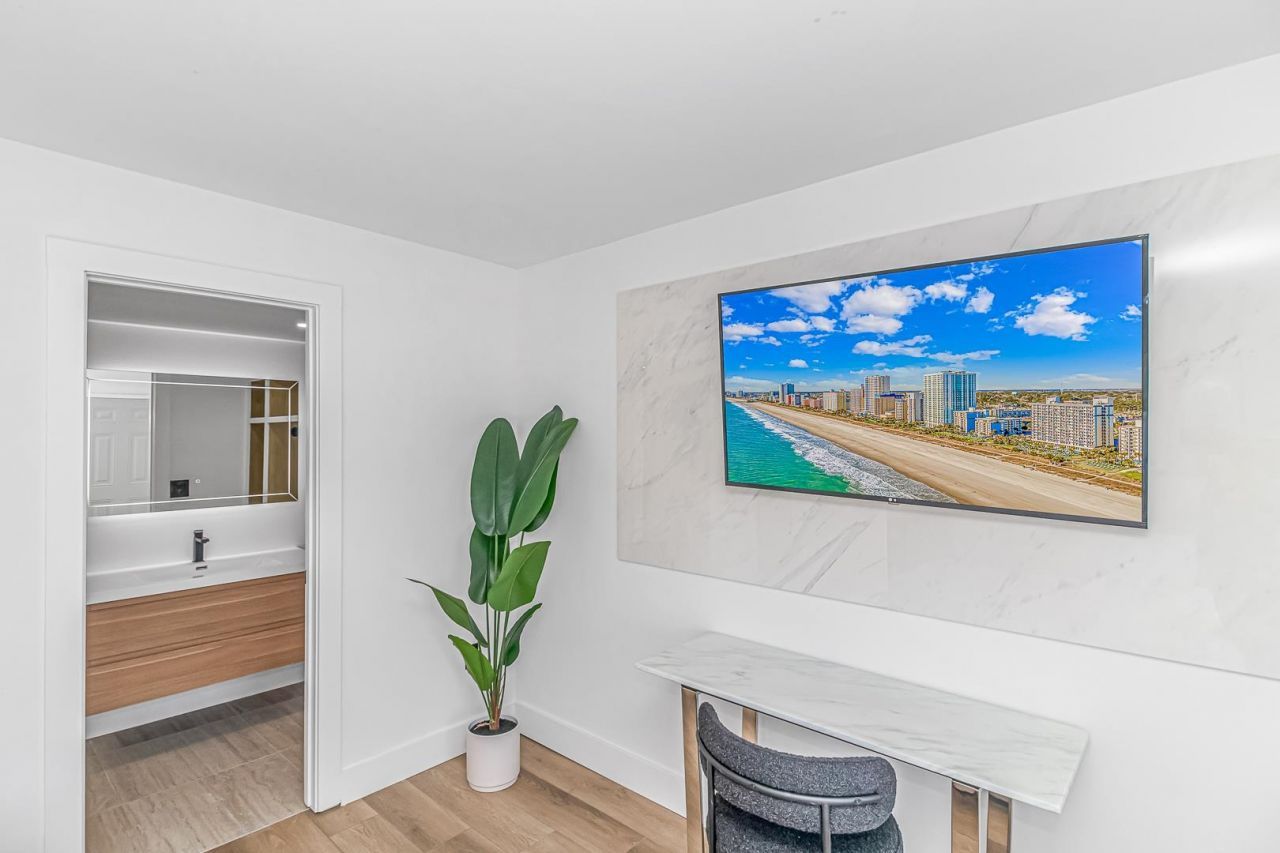 507 -509 Ocean Blvd. N  Photo 16