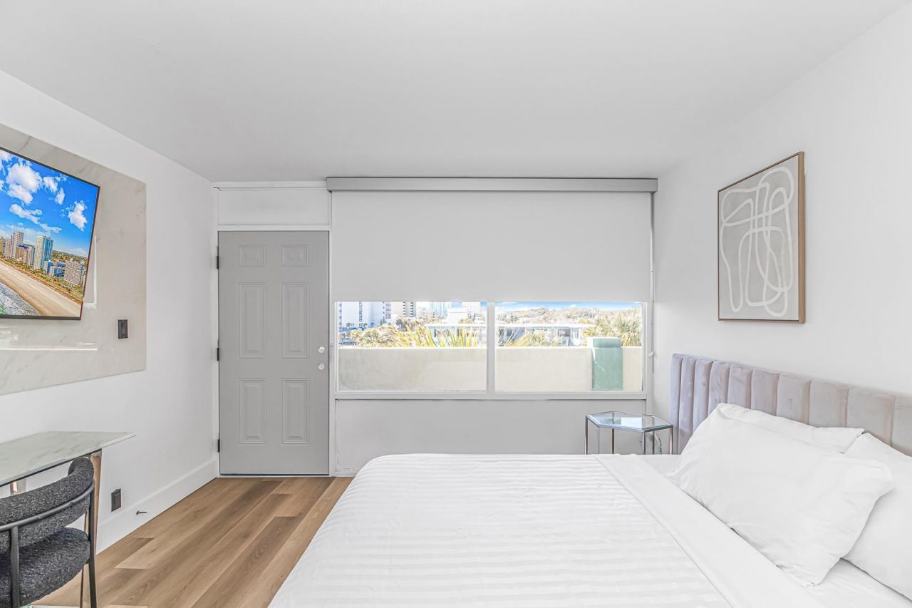 507 -509 Ocean Blvd. N  Photo 18