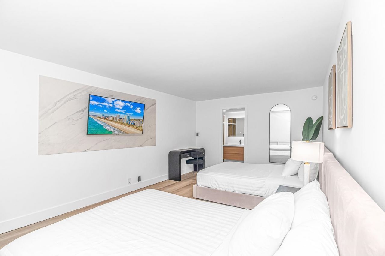 507 -509 Ocean Blvd. N  Photo 23