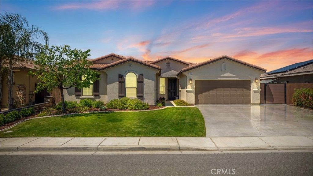 227 Hammersmith, Bakersfield, CA 93314 Main Photo