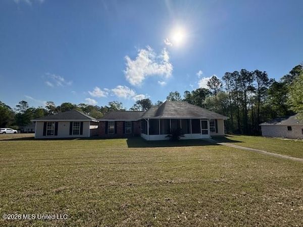 50 Smallwood Drive, Picayune, MS 39466
