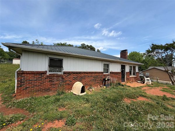 111 Akers Landing, Ellenboro, NC 28040
