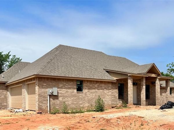 2299 Pecan Ridge, Jones, OK 73049