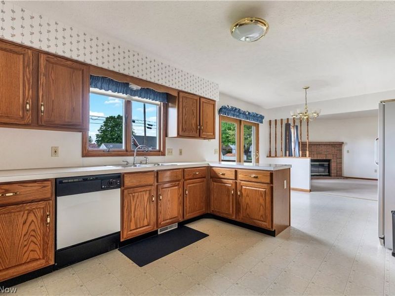 342 Sheffield Avenue NE, Massillon, OH 44646 Photo 10