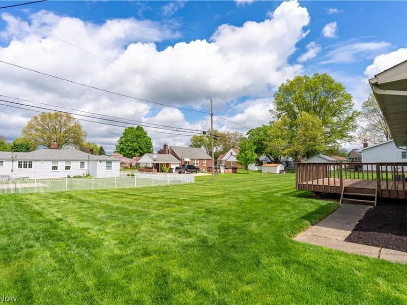 342 Sheffield Avenue NE, Massillon, OH 44646 Photo 5