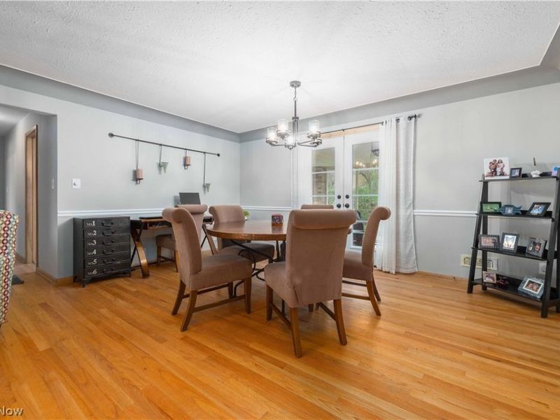 14666 Robert Drive, Middleburg Heights, OH 44130 Photo 13