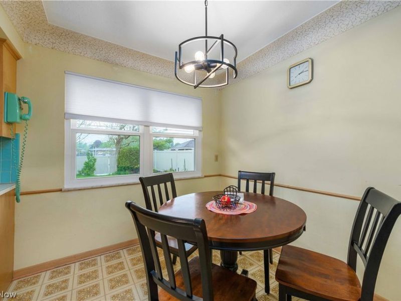 14666 Robert Drive, Middleburg Heights, OH 44130 Photo 24
