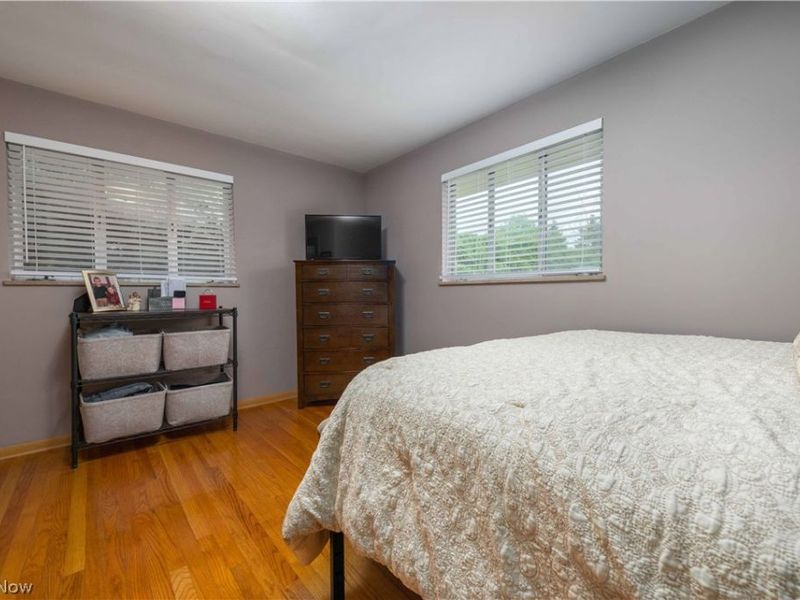 14666 Robert Drive, Middleburg Heights, OH 44130 Photo 27