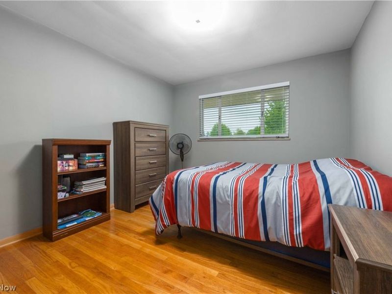 14666 Robert Drive, Middleburg Heights, OH 44130 Photo 29