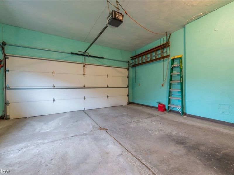 14666 Robert Drive, Middleburg Heights, OH 44130 Photo 35
