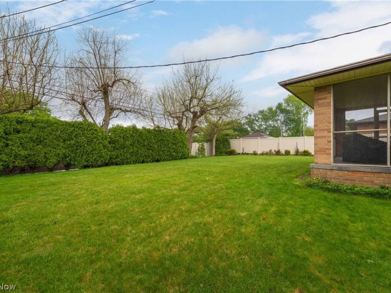 14666 Robert Drive, Middleburg Heights, OH 44130 Photo 50